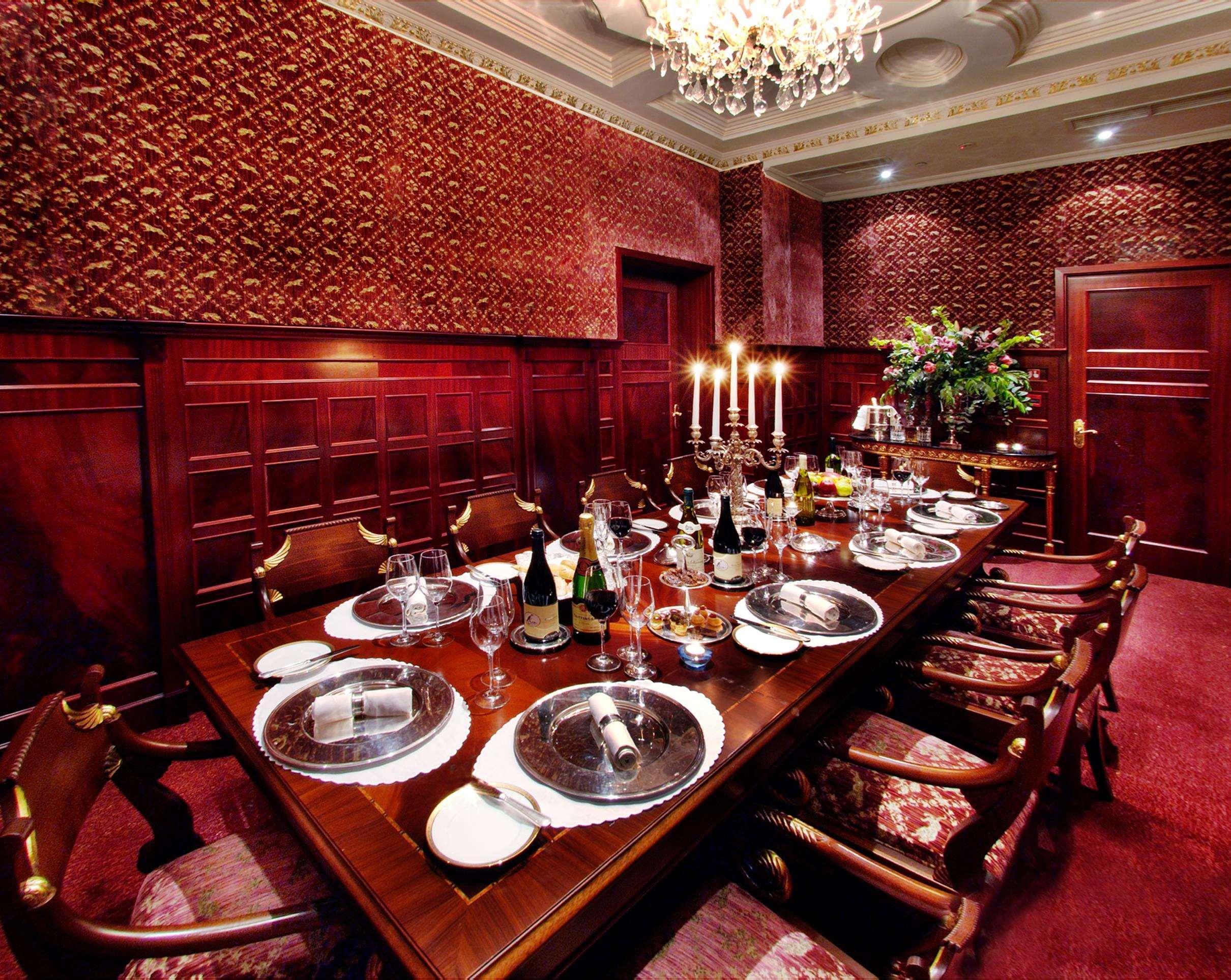 Bentley London Hotel Exterior photo